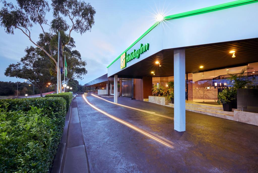 Canley Vale NSW Accommodation Burleigh