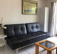Holiday Unit by The Beach with Pool - Accommodation Burleigh