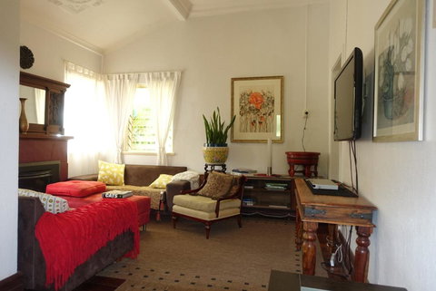 Home Central Perth - Accommodation Burleigh 2