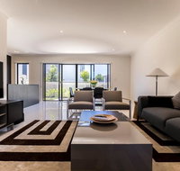 Homeplus-Escape to Modern Home in Hope Island - Accommodation Burleigh