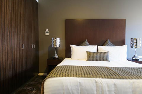 Hotel 115 - Accommodation Burleigh 1
