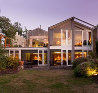 Islington Hotel - Accommodation Burleigh