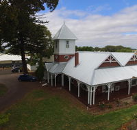 Ithaca 1896 Manor - Accommodation Burleigh