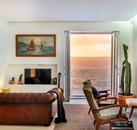 Im living in a dream - Cliffside Penthouse - Accommodation Burleigh