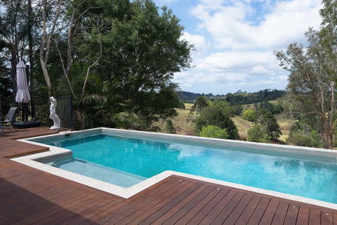 Jacaranda Cottages - Accommodation Burleigh 1