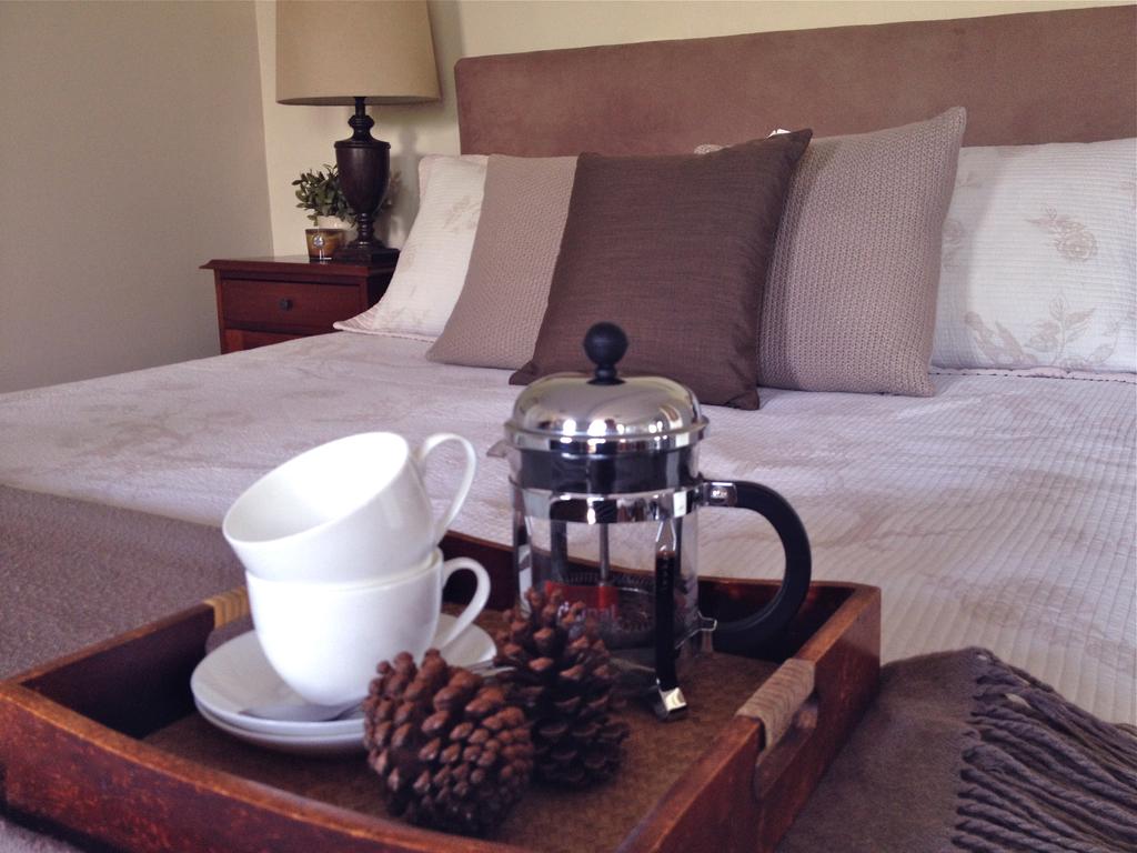 Kenmore QLD Accommodation Burleigh
