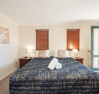 Jacaranda Place Motor Inn - Accommodation Burleigh