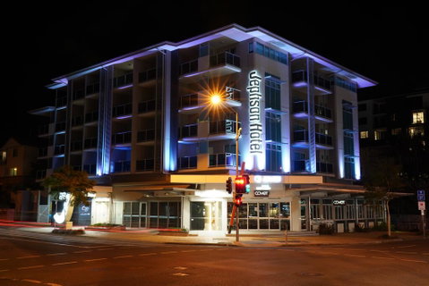 Jephson Hotel & Apartments - Accommodation Burleigh 0