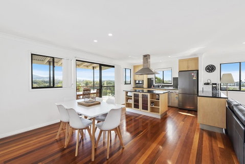Jetty Escape - Accommodation Burleigh 2