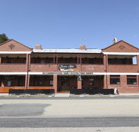 Kaneira Hotel - Accommodation Burleigh