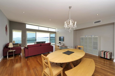 Karma Waters 9 - Soldiers Point - Accommodation Burleigh 1