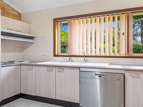 Keepsake Cottage @ Shoal Bay - Accommodation Burleigh 3