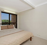 KINGSCLIFF HOLIDAY HOME ON THE HILL - SYD'S VIEW - Accommodation Burleigh