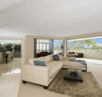KINGSCLIFF OCEAN VIEW TERRACE BY THE FIGTREE 5 - Accommodation Burleigh