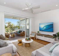 KINGY BEACH HOUSE  162 - Accommodation Burleigh