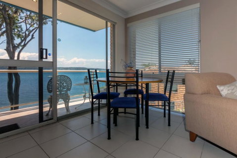 Kooringal, Unit 5/105 Soldiers Point Road - Accommodation Burleigh 3