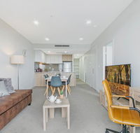 KOZYGURU PARRAMATTA CBD LUXURY 2 BED APT  FREE PARKING NPA011 - Accommodation Burleigh