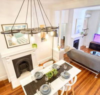 KOZYGURU Surry Hill 3 Bed Terrace Walk to Central Station - Accommodation Burleigh