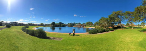 Lakeside Fun House Near The Swan Valley - Accommodation Burleigh 1