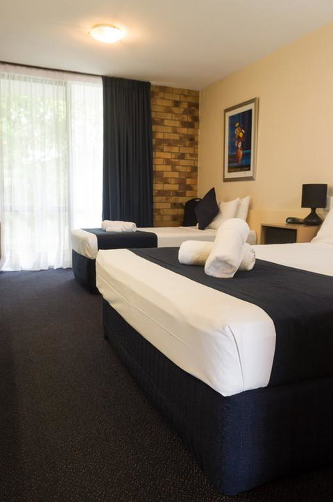 Lancaster Court Motel - Accommodation Burleigh 3