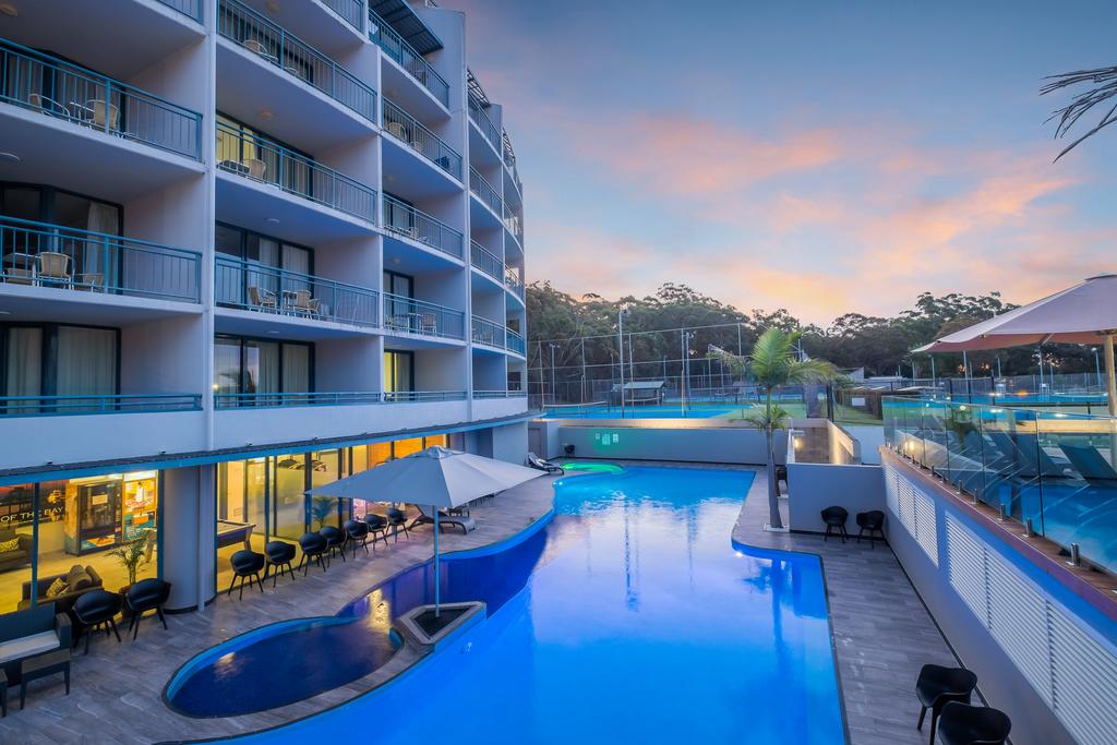 Nelson Bay NSW Accommodation Burleigh