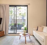 Large Apartment 2 Parking Spots and Pool - Accommodation Burleigh
