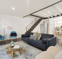 Large Converted Church Apartment In Top Location - Accommodation Burleigh