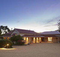 Le Mas Barossa - Accommodation Burleigh