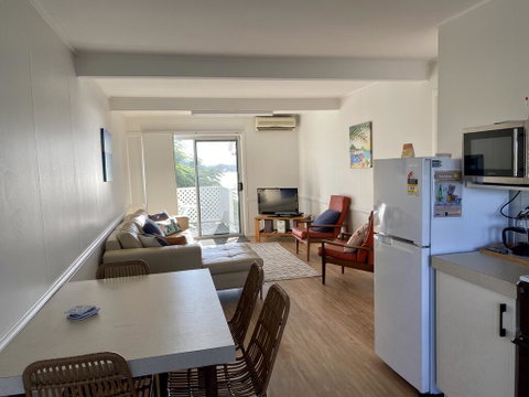 Leisure-Lee Holiday Apartments - Accommodation Burleigh 3