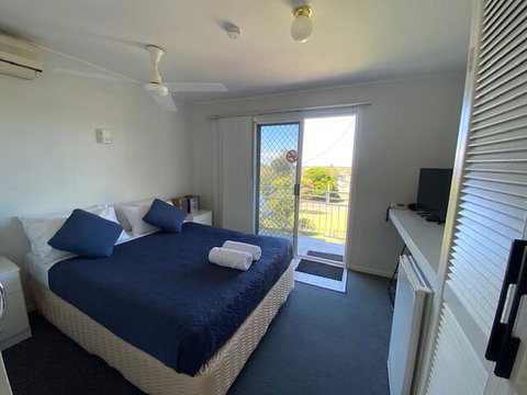 Leisure-Lee Holiday Apartments - Accommodation Burleigh 1