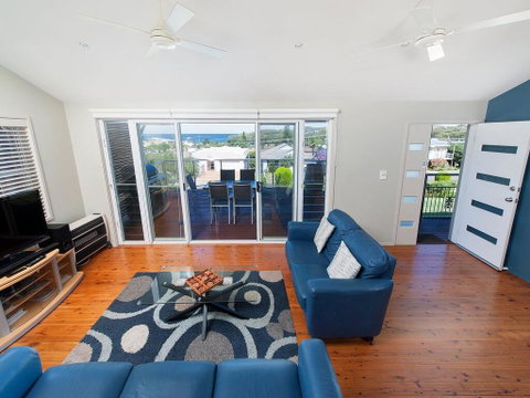Lentara Dream @ Fingal Bay - Accommodation Burleigh 3
