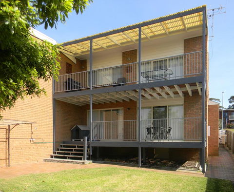 LIFE'S A BEACH - Accommodation Burleigh 0
