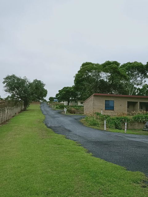 Limestone Coast Tourist Park - Accommodation Burleigh 3
