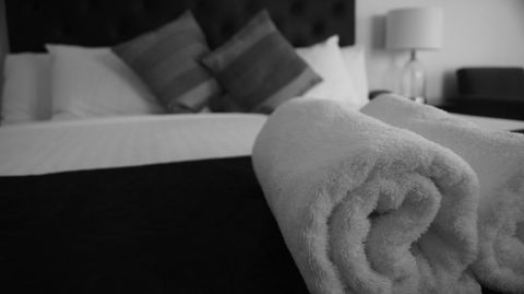 Lincoln Cottage Motor Inn - Accommodation Burleigh 0