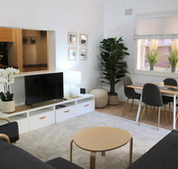 Luxury Double Bay Flat by Harbour Pool - Accommodation Burleigh