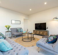 Luxury Four Bedroom Apartment - Accommodation Burleigh