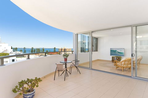 Luxury Ocean Penthouse - Accommodation Burleigh 3