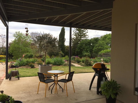 Lyreen's Apartment - Accommodation Burleigh 3