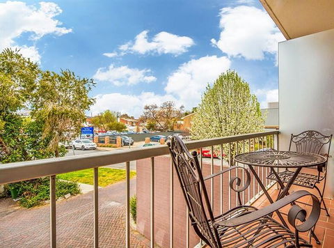 Mantra Pavilion Hotel Wagga - Accommodation Burleigh 1