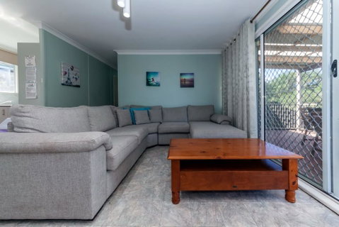 Marine Drive, 32 - Accommodation Burleigh 1