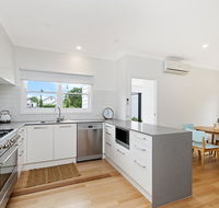 Marlow House - Accommodation Burleigh