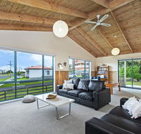 Matilda - 2 Crowe Street - Accommodation Burleigh