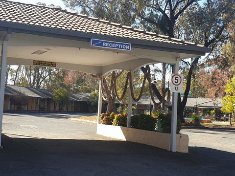 Matthew Flinders Motor Inn - Accommodation Burleigh 1