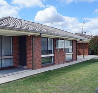 Maude St Apartments