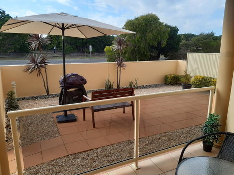 Maxs Beachside Villa - Accommodation Burleigh 1
