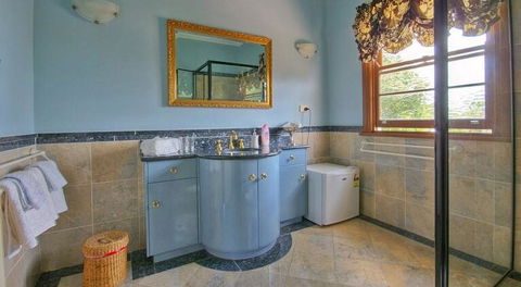 Melville House Bed And Breakfast - Accommodation Burleigh 3