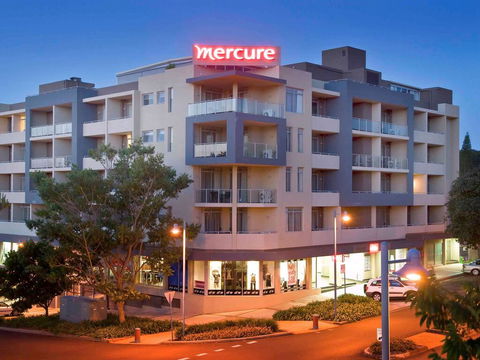 Mercure Centro Port Macquarie - Accommodation Burleigh 0
