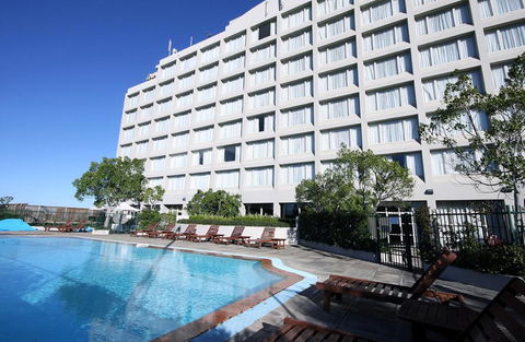 Mercure Sydney Parramatta - Accommodation Burleigh 1