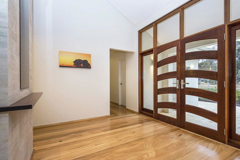 Metricup House - Elegant Country Retreat - Accommodation Burleigh 3