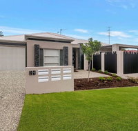 Michael's place Brand new unit close to Uni  CBD - Accommodation Burleigh